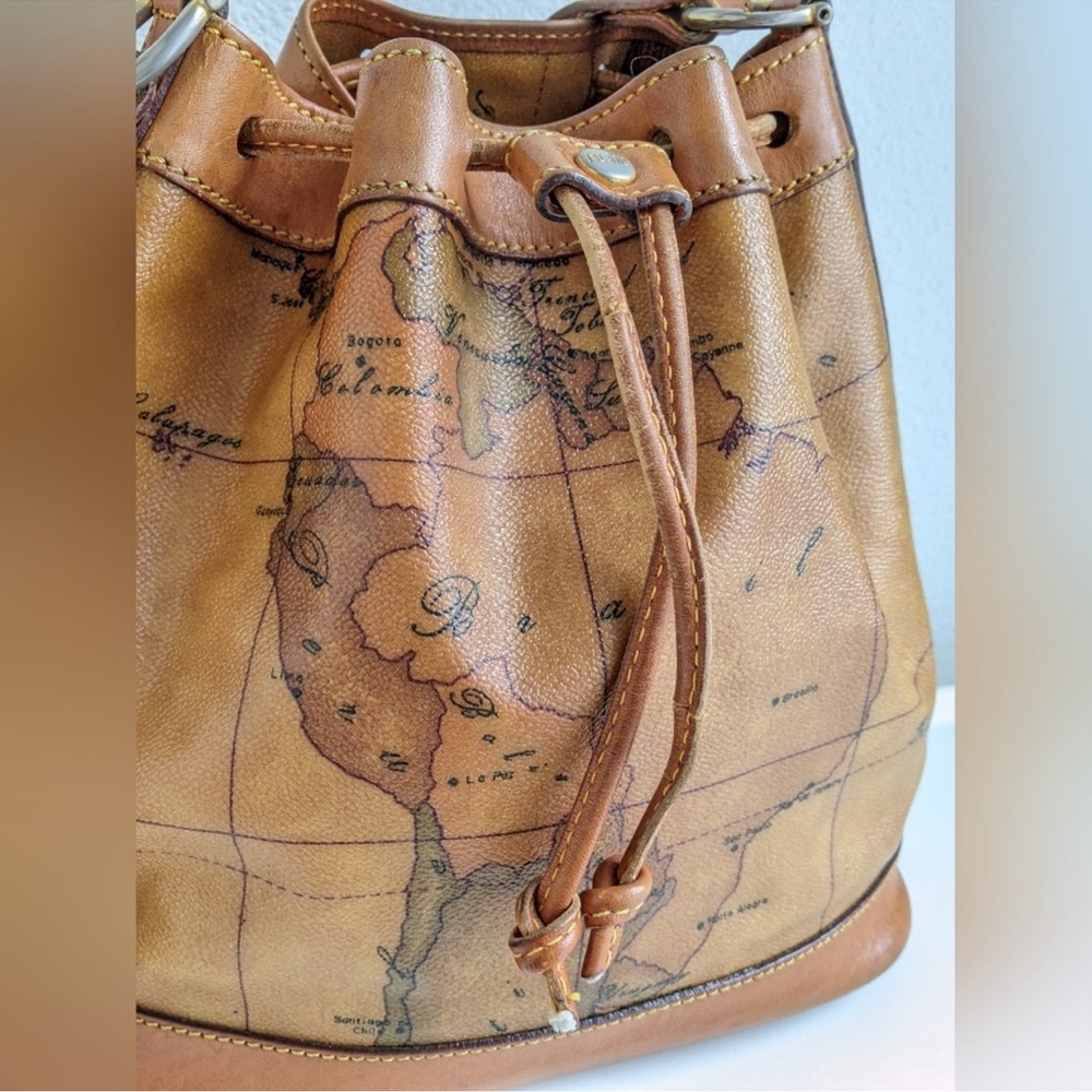 Alviero Martini Drawstring Bag - Picture 3 of 7